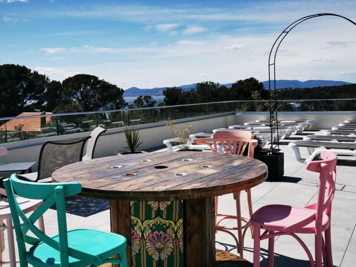Mobil Home Neuf Camping L Ile Dor Plage St Raphael Avec Piscine Saint-Raphaël 外观 照片