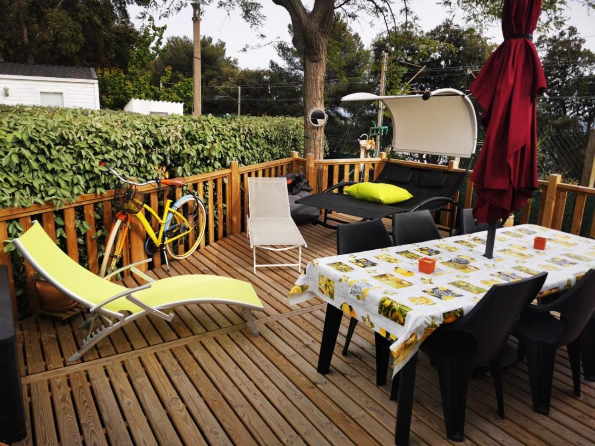 Mobil Home Neuf Camping L Ile Dor Plage St Raphael Avec Piscine Saint-Raphaël 外观 照片